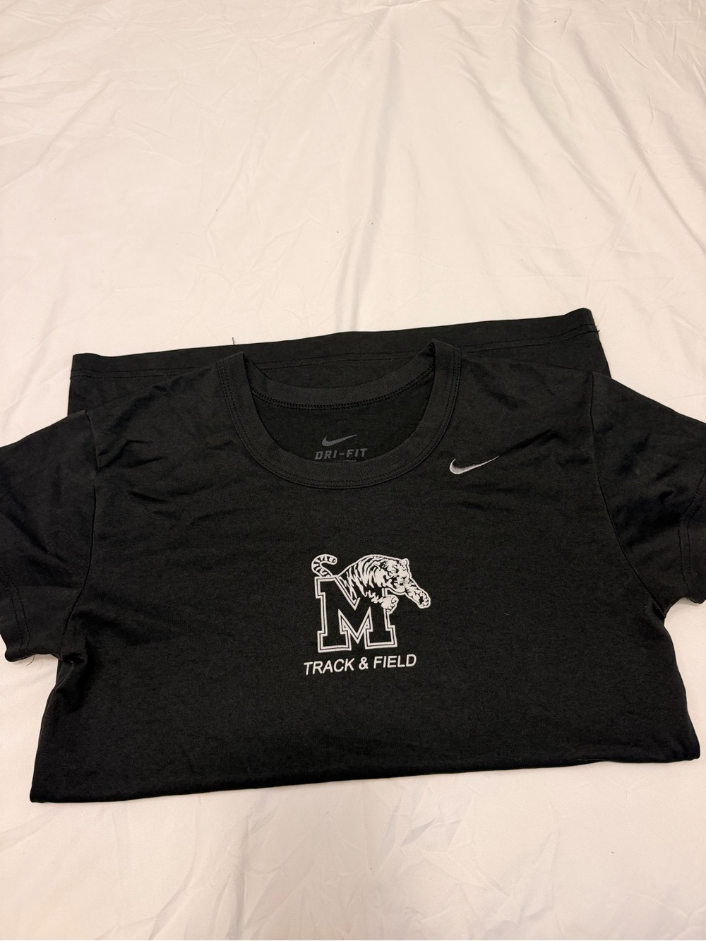 Nike Black & White Track & Field Dri-FIT Tee size S